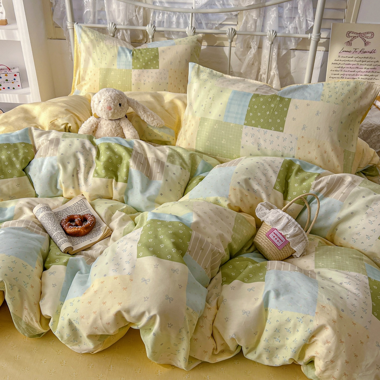 91家纺网 家纺一手货源 找家纺 桃喜 2026春夏新品全棉碎花三件套四件套-场景二 绿格拼布碎花（全棉）