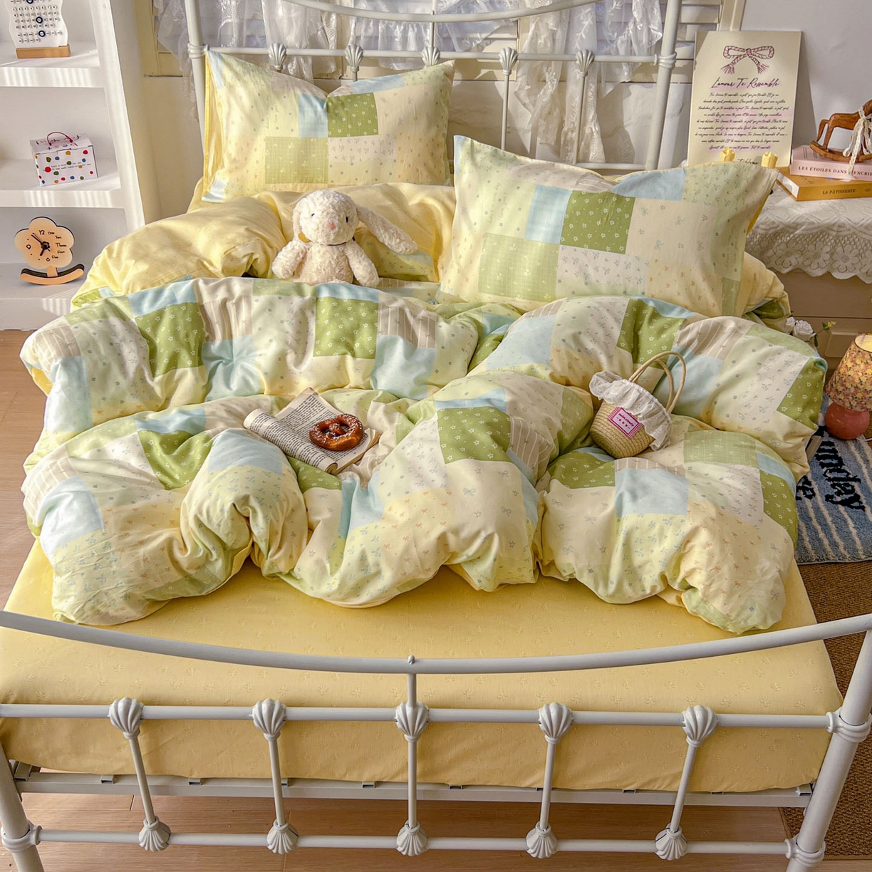 91家纺网 家纺一手货源 找家纺 桃喜 2026春夏新品全棉碎花三件套四件套-场景二 绿格拼布碎花（全棉）