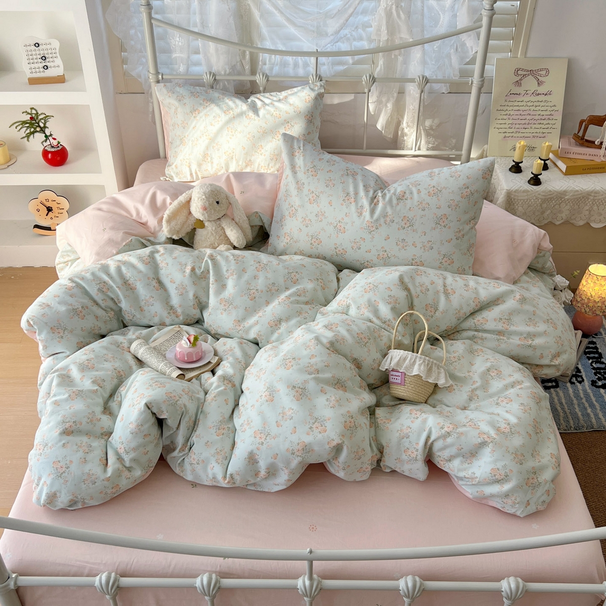 91家纺网 家纺一手货源 找家纺 桃喜 2026春夏新品全棉碎花三件套四件套-场景二 山茶（全棉）