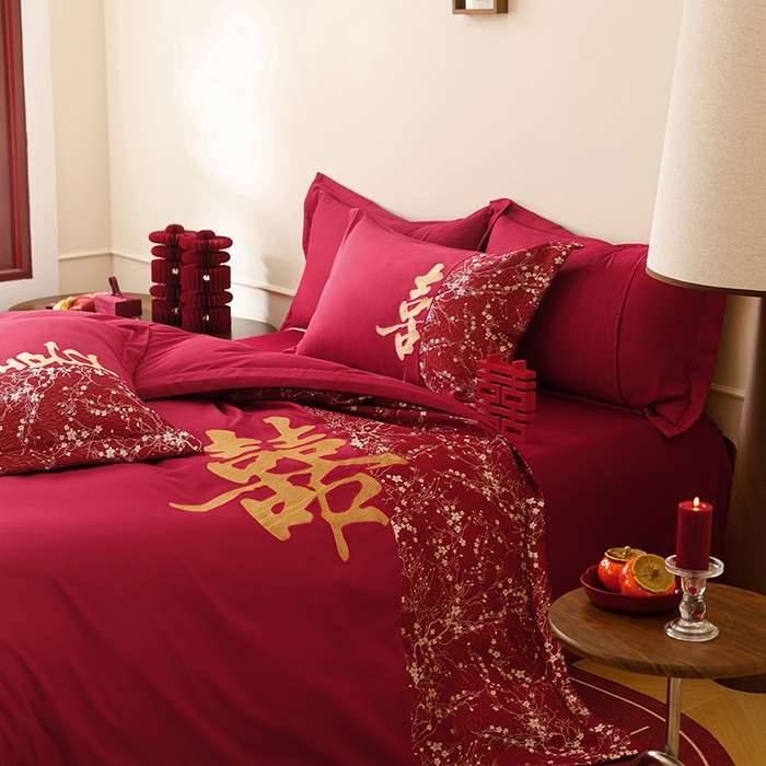 91家纺网 家纺一手货源 找家纺 （总）苏源家居 2026新款婚庆大红色刺绣喜字结婚四件套
