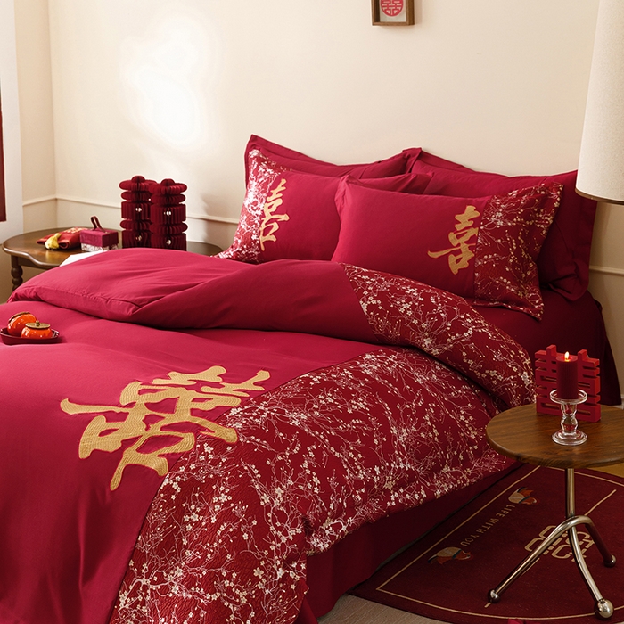 91家纺网 家纺一手货源 找家纺 苏源家居 2026新款婚庆大红色刺绣喜字结婚四件套 暗香-红