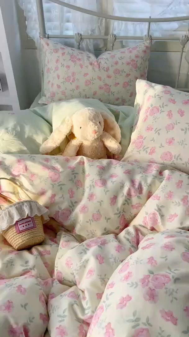 91家纺网 家纺一手货源 找家纺 桃喜 2026春夏新品全棉碎花三件套四件套-场景二 早春花园（全棉）