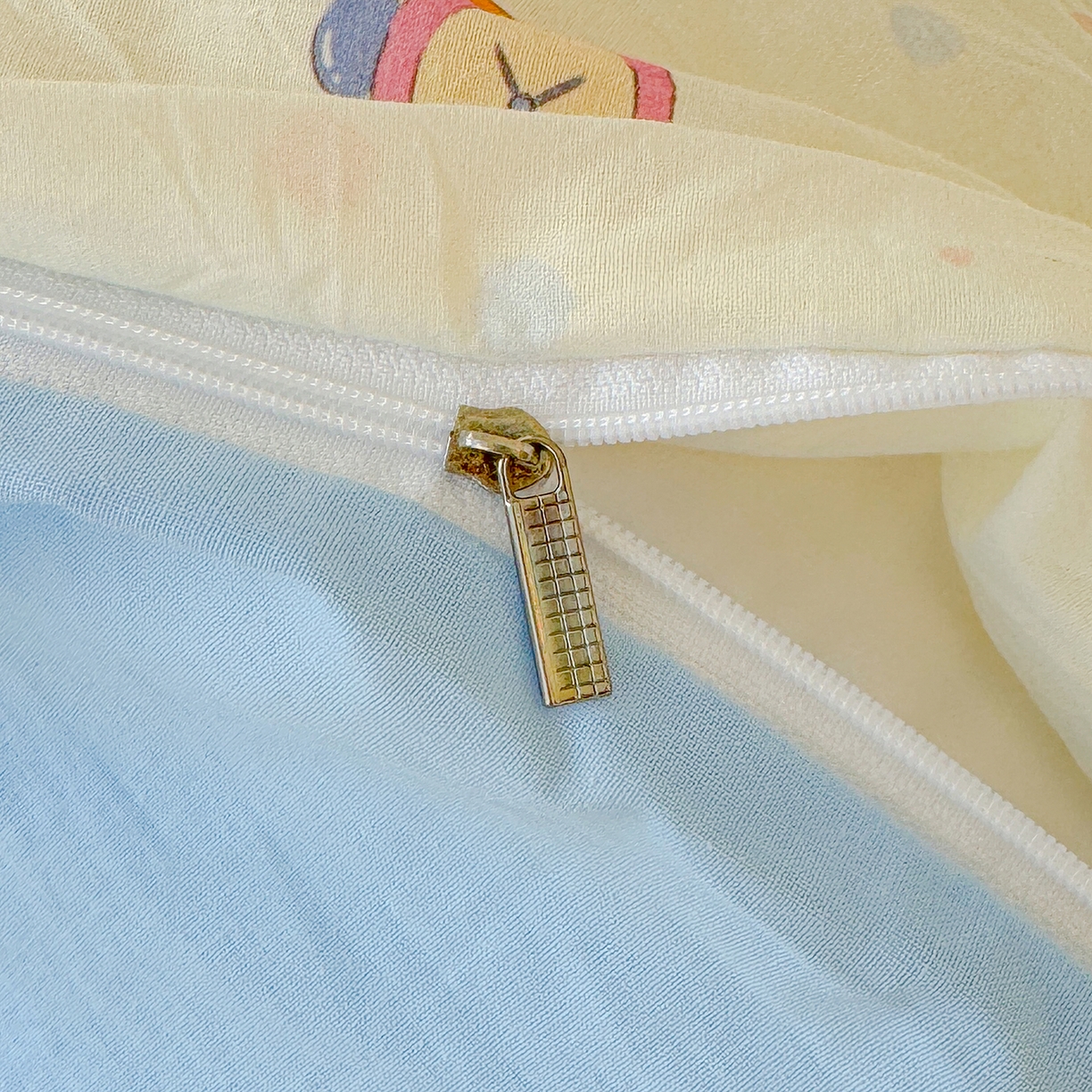 91家纺网 家纺一手货源 找家纺 颜选 2026新款仿棉105克加厚水洗棉被套-含买家秀 小女孩