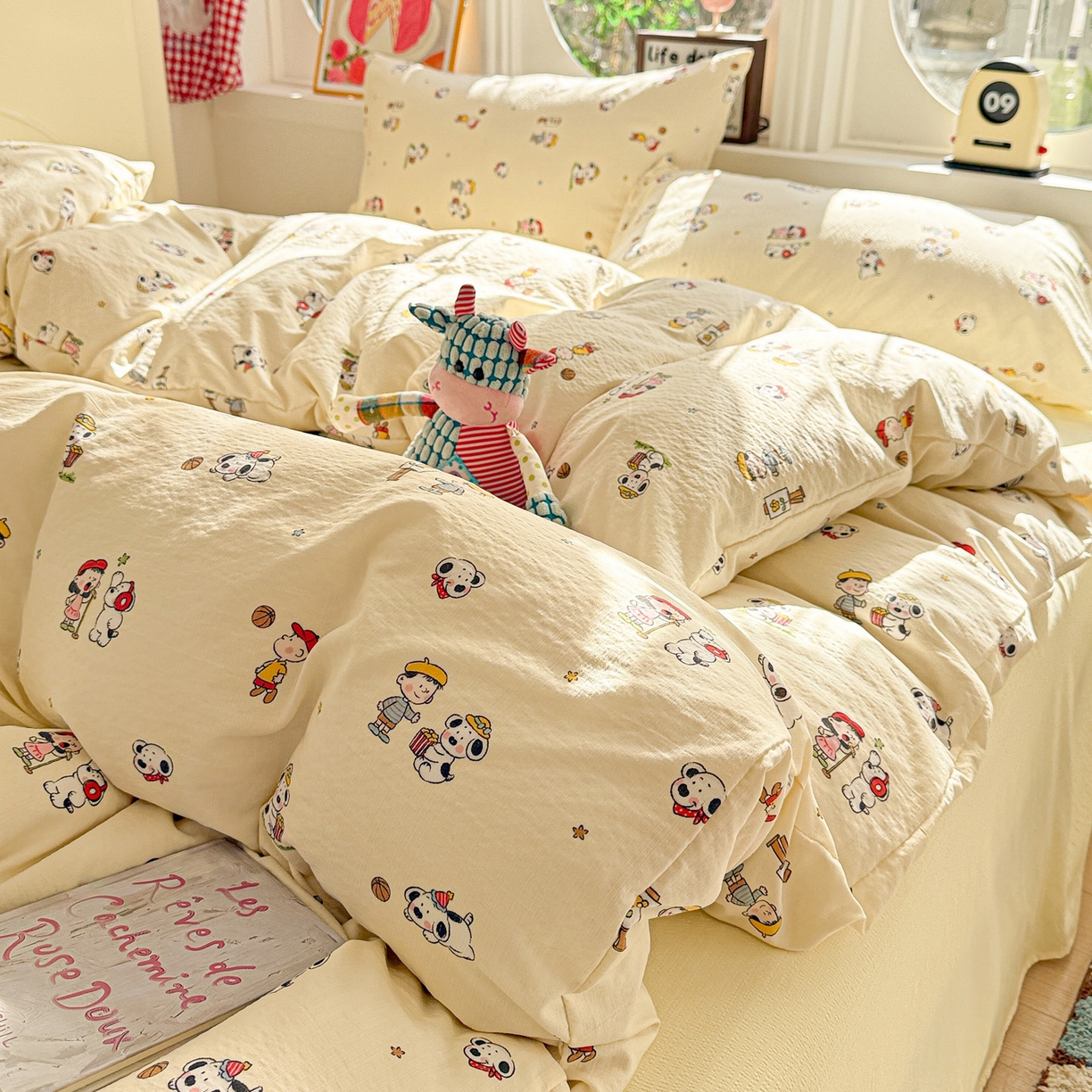 91家纺网 家纺一手货源 找家纺 朵朵家纺 2026新款云感木棉皱皱纱双层纱印花四件套 好朋友