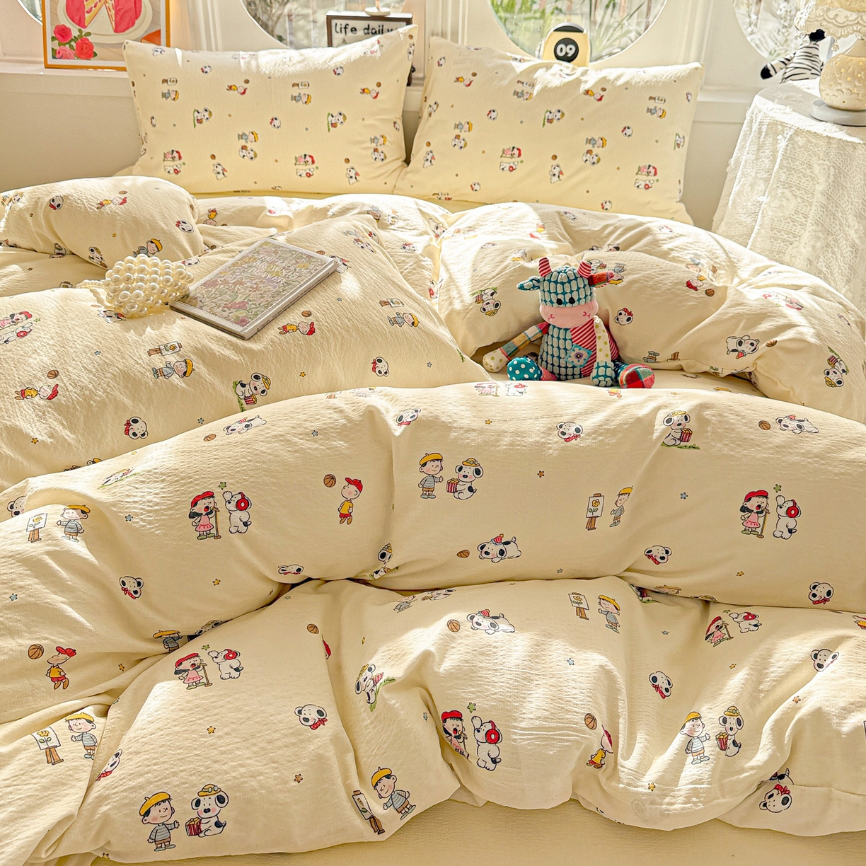 91家纺网 家纺一手货源 找家纺 朵朵家纺 2026新款云感木棉皱皱纱双层纱印花四件套 好朋友