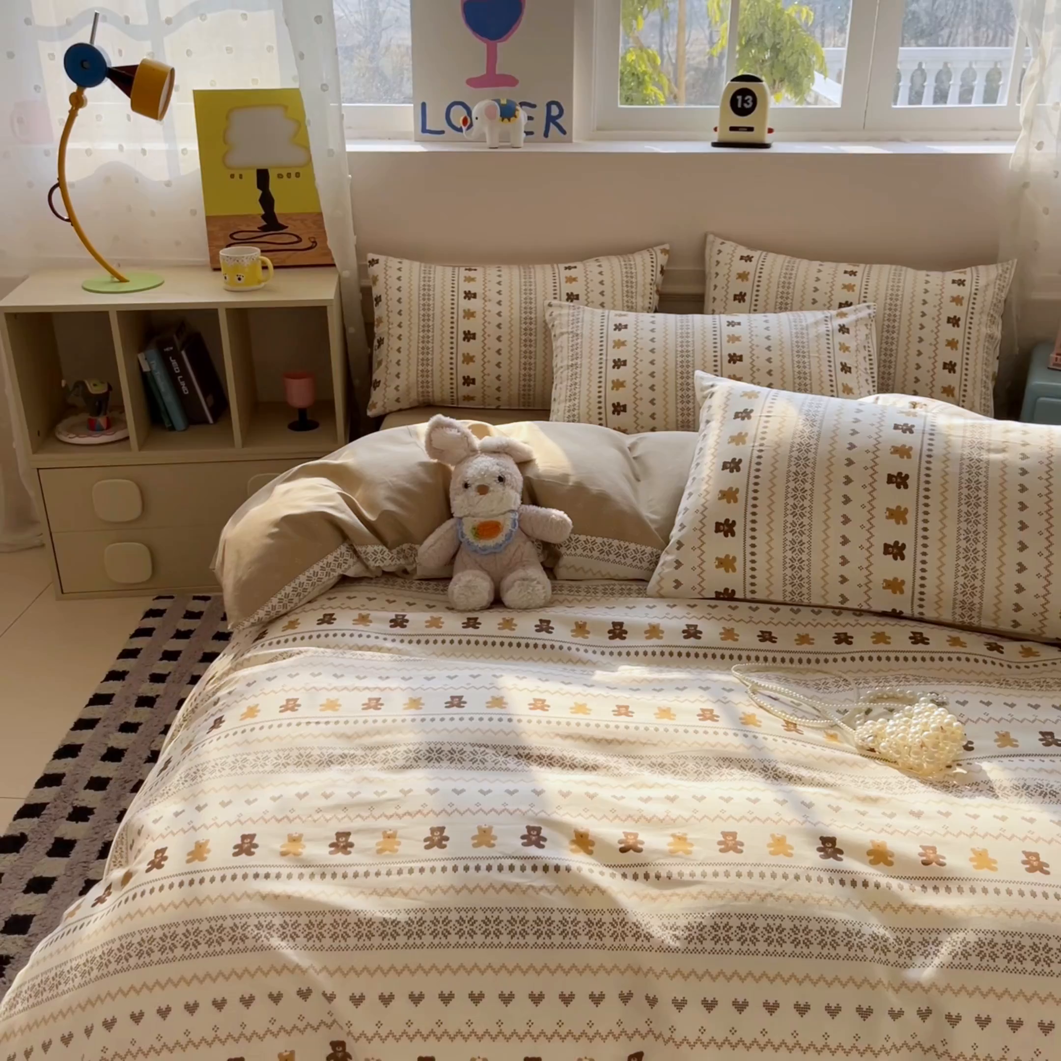 91家纺网 家纺一手货源 找家纺 麦伦家居 2026春夏新品13372全棉卡通小清新四件套 焦糖小熊