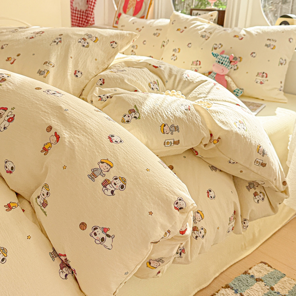 91家纺网 家纺一手货源 找家纺 朵朵家纺 2026新款云感木棉皱皱纱双层纱印花四件套 好朋友