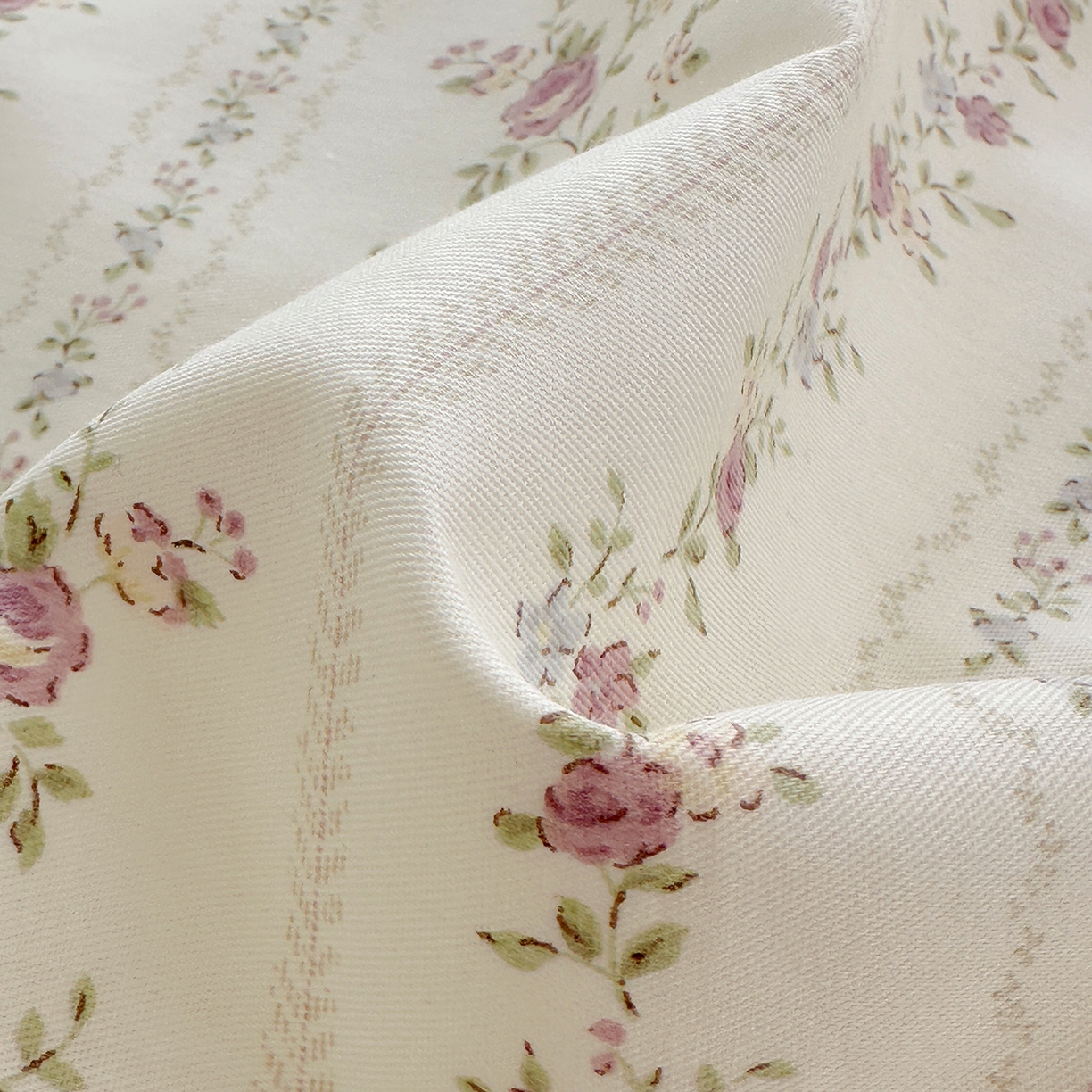 91家纺网 家纺一手货源 找家纺 麦伦家居 2026春夏新品13372全棉卡通小清新四件套 含羞草