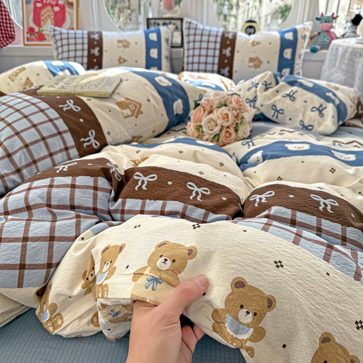 91家纺网 家纺一手货源 找家纺 朵朵家纺 2026新款云感木棉皱皱纱双层纱印花四件套 北半球