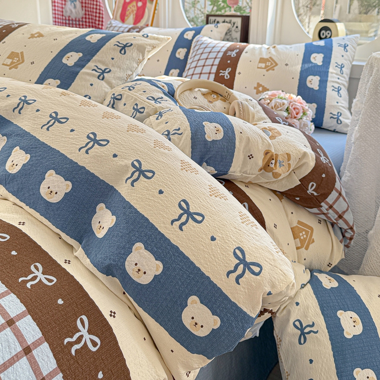 91家纺网 家纺一手货源 找家纺 朵朵家纺 2026新款云感木棉皱皱纱双层纱印花四件套 北半球