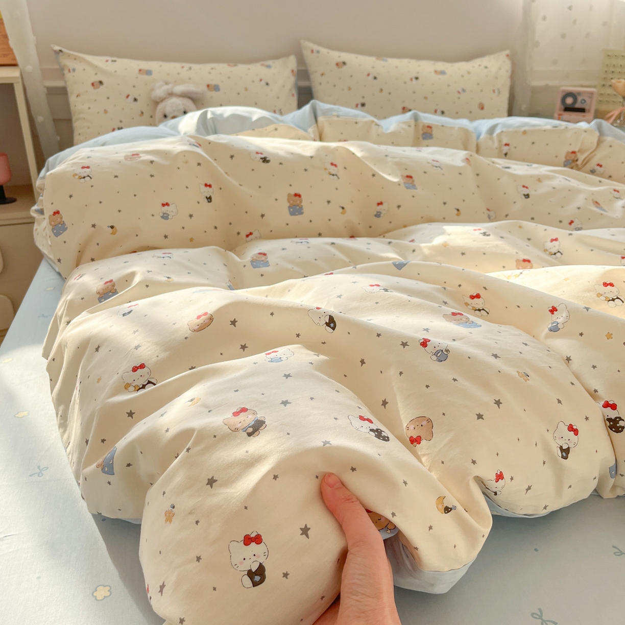 91家纺网 家纺一手货源 找家纺 麦伦家居 2026春夏新品13372全棉卡通小清新四件套 咖啡猫