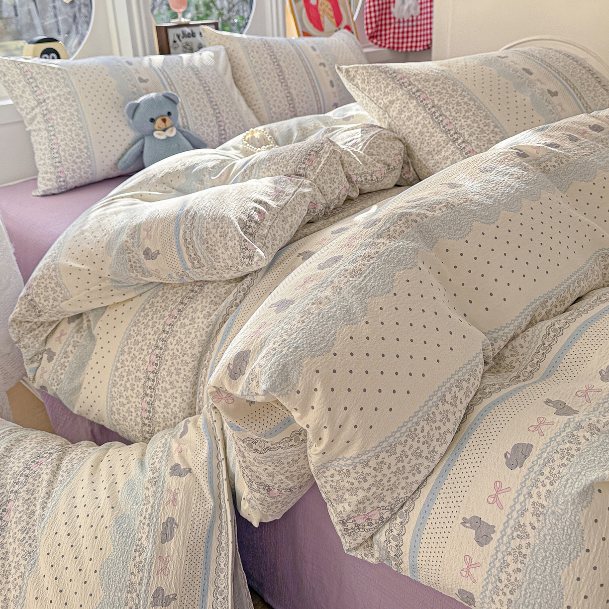 91家纺网 家纺一手货源 找家纺 朵朵家纺 2026新款云感木棉皱皱纱双层纱印花四件套 安琪拉