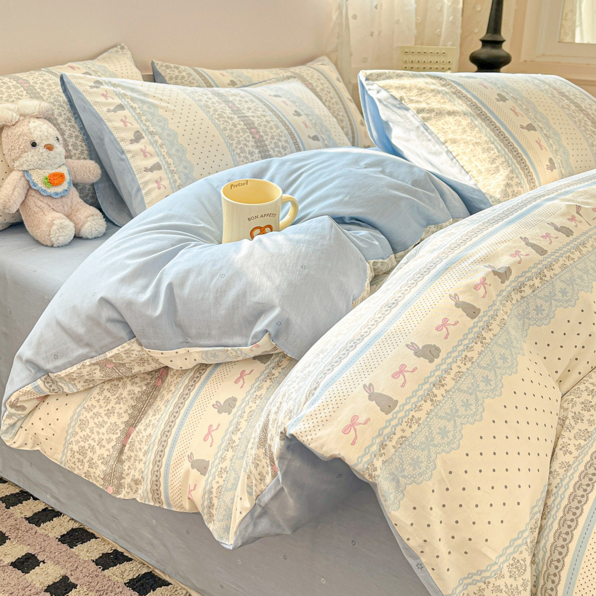 91家纺网 家纺一手货源 找家纺 麦伦家居 2026春夏新品13372全棉卡通小清新四件套 蕾丝小兔