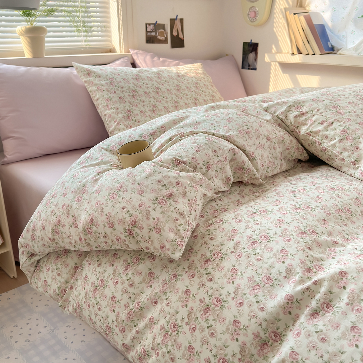 91家纺网 家纺一手货源 找家纺 麦伦家居 2026春夏新品13372全棉卡通小清新四件套 小玫瑰紫