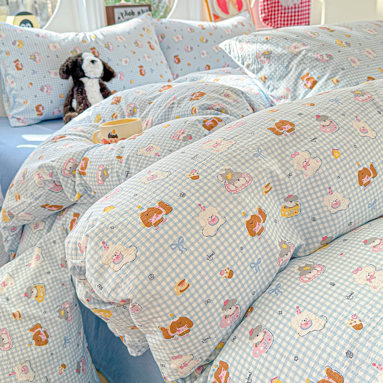 91家纺网 家纺一手货源 找家纺 朵朵家纺 2026新款云感木棉皱皱纱双层纱印花四件套 萌宠派对