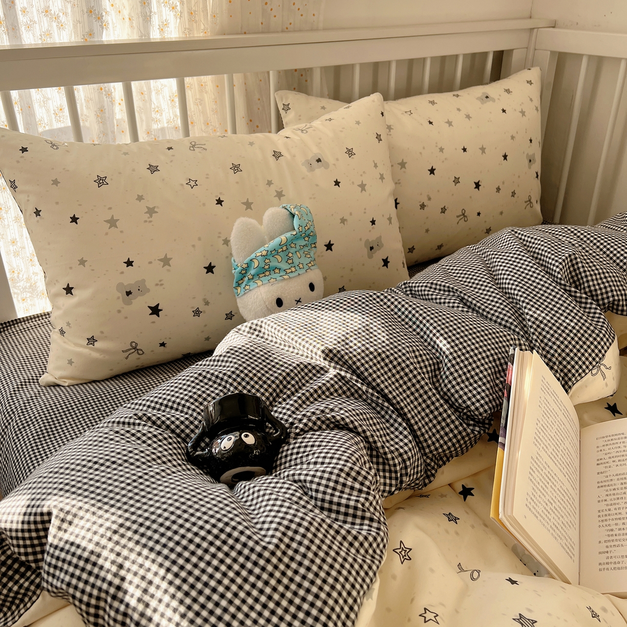 91家纺网 家纺一手货源 找家纺 桃喜 2026春夏新品全棉卡通学生三件套四件套 黑白星星熊