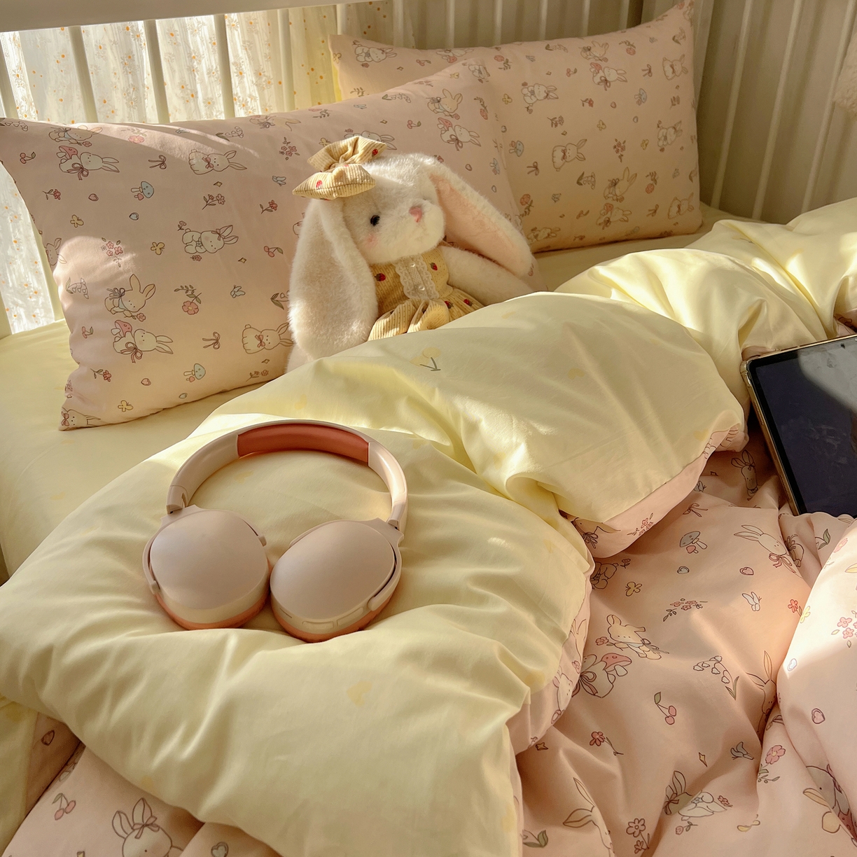 91家纺网 家纺一手货源 找家纺 桃喜 2026春夏新品全棉卡通学生三件套四件套 碎花小兔