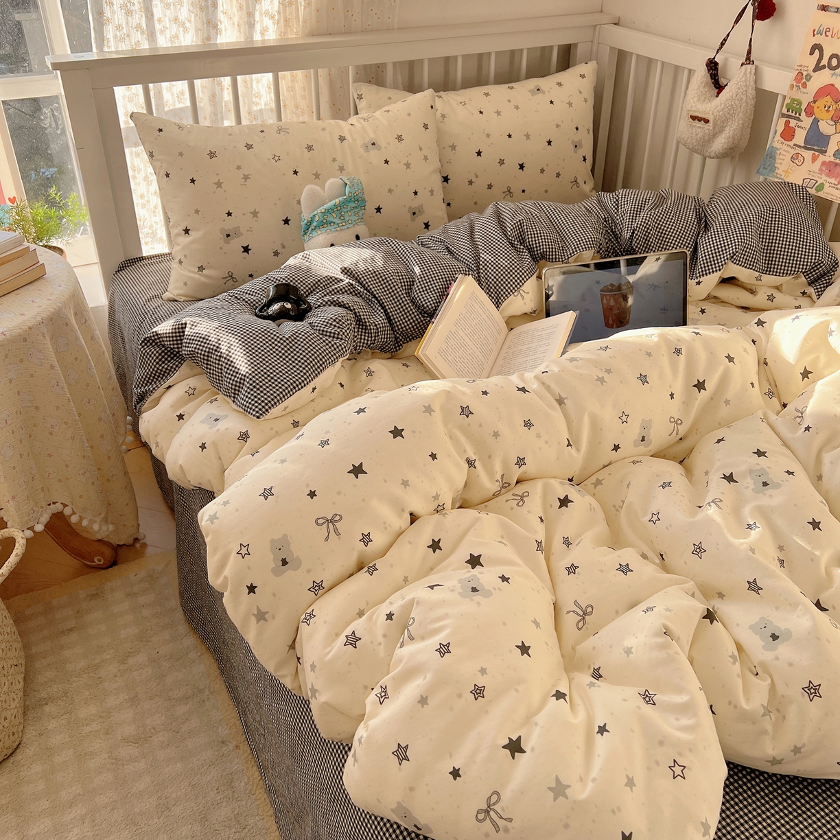 91家纺网 家纺一手货源 找家纺 桃喜 2026春夏新品全棉卡通学生三件套四件套 黑白星星熊