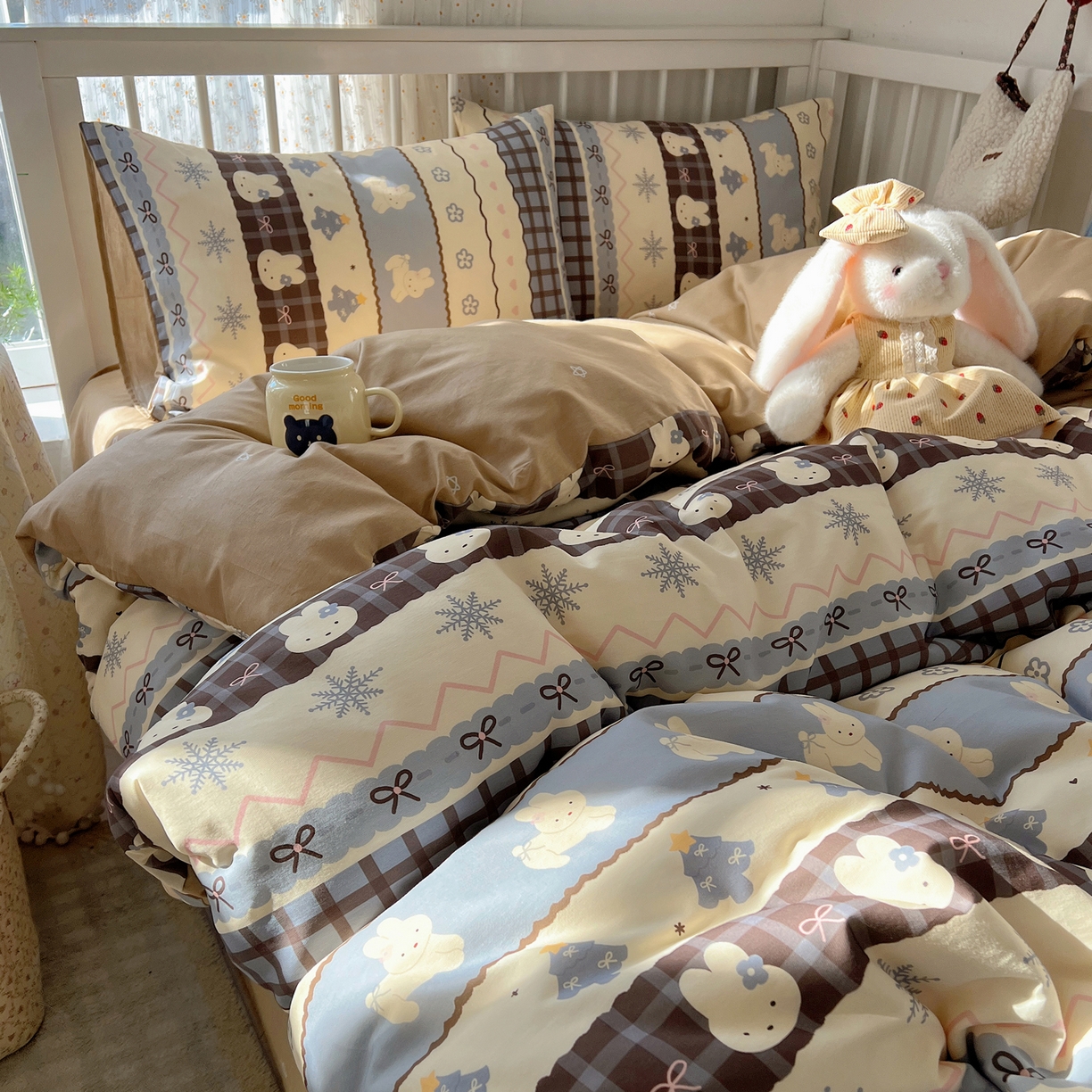 91家纺网 家纺一手货源 找家纺 桃喜 2026春夏新品全棉卡通学生三件套四件套 费尔岛小兔