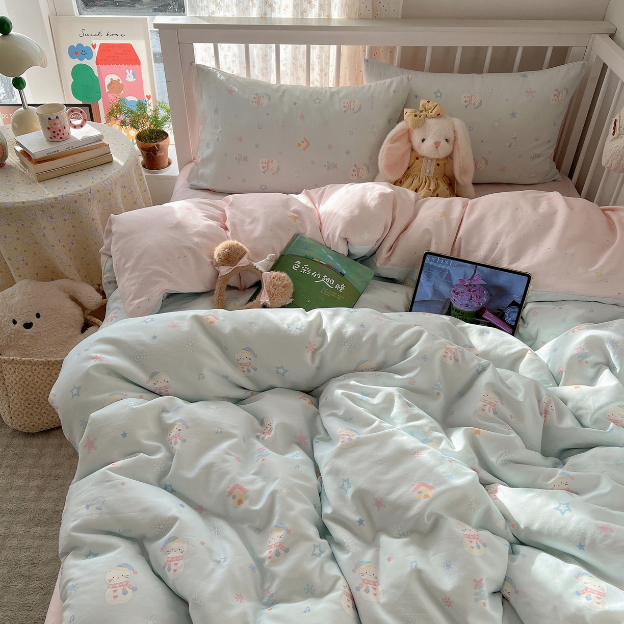 91家纺网 家纺一手货源 找家纺 桃喜 2026春夏新品全棉卡通学生三件套四件套 雪人小猫