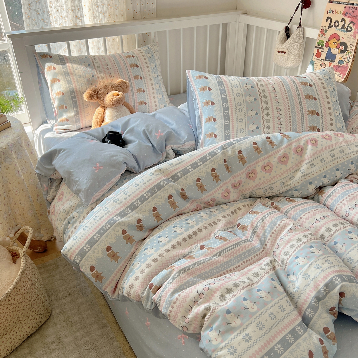 91家纺网 家纺一手货源 找家纺 桃喜 2026春夏新品全棉卡通学生三件套四件套 费尔岛姜饼人