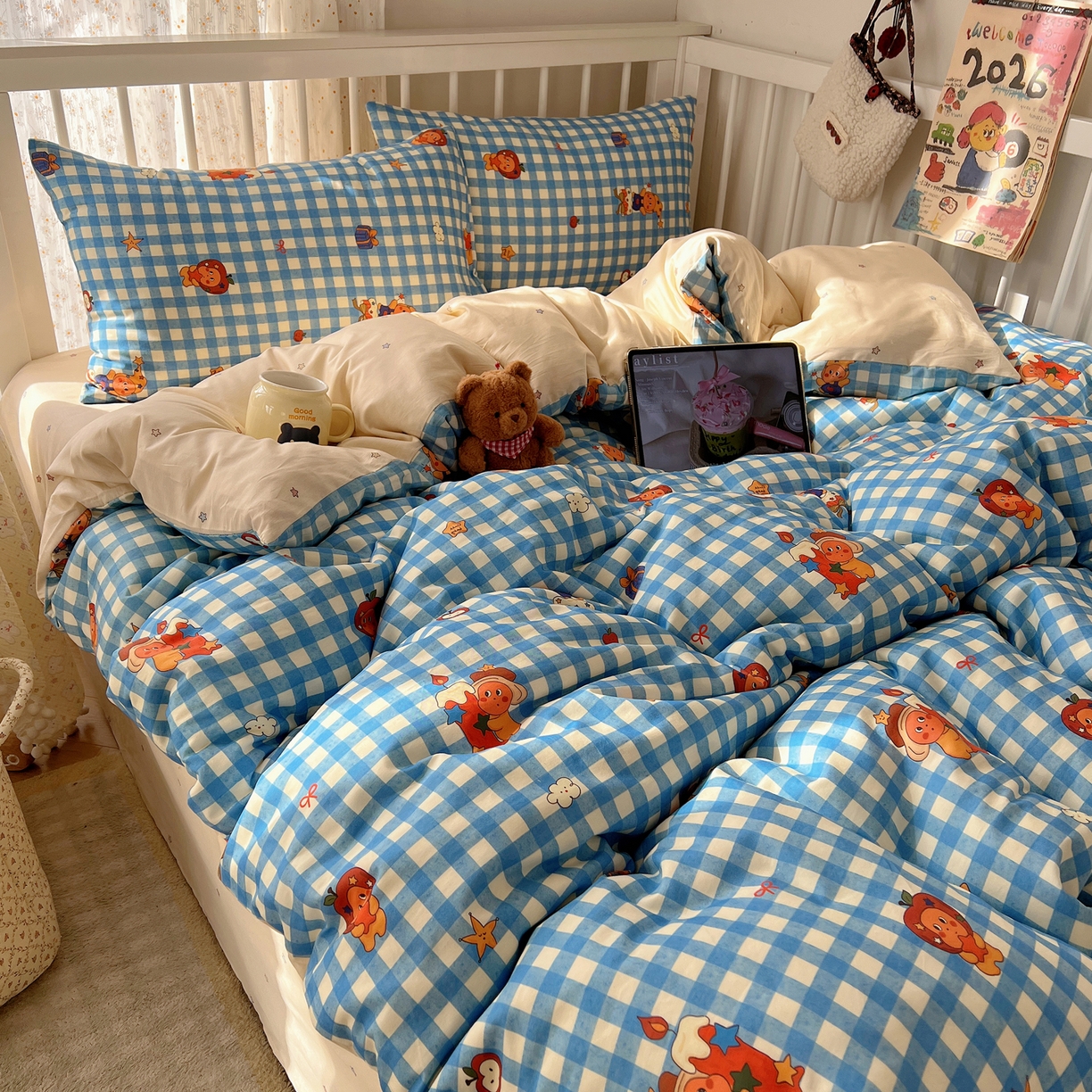 91家纺网 家纺一手货源 找家纺 桃喜 2026春夏新品全棉卡通学生三件套四件套 蓝格小星星