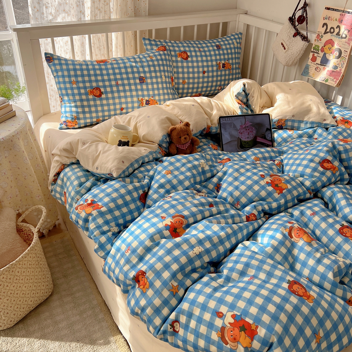 91家纺网 家纺一手货源 找家纺 桃喜 2026春夏新品全棉卡通学生三件套四件套 蓝格小星星