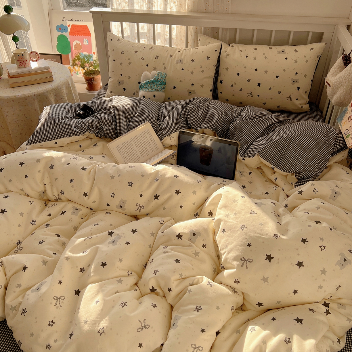 91家纺网 家纺一手货源 找家纺 桃喜 2026春夏新品全棉卡通学生三件套四件套 黑白星星熊