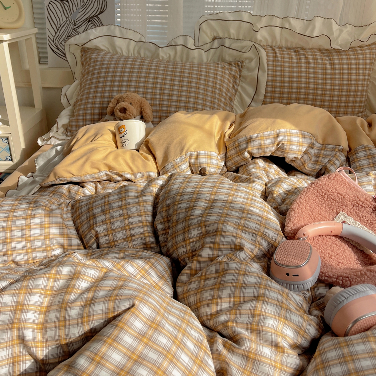 91家纺网 家纺一手货源 找家纺 瑞莱（持续上新） 2026新款ins风色织水洗棉双层大花边四件套 里约黄