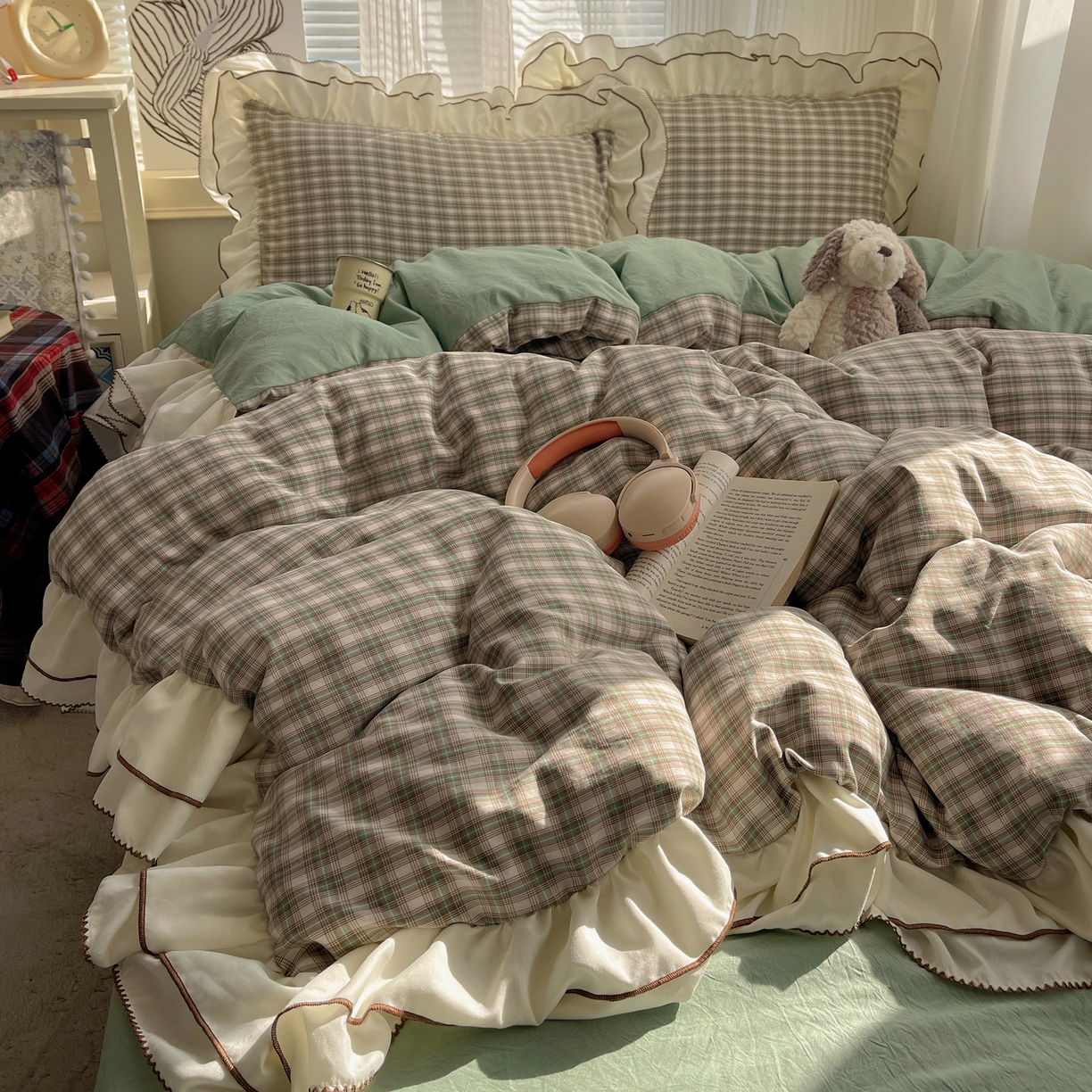 91家纺网 家纺一手货源 找家纺 瑞莱（持续上新） 2026新款ins风色织水洗棉双层大花边四件套 里约绿