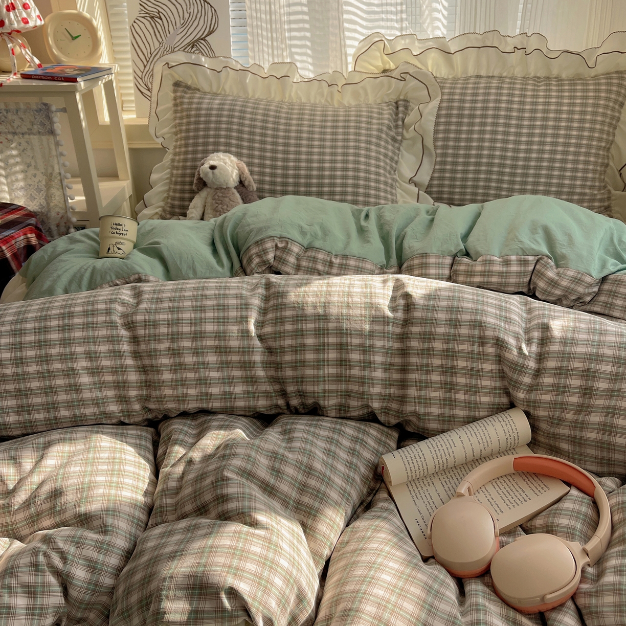 91家纺网 家纺一手货源 找家纺 瑞莱（持续上新） 2026新款ins风色织水洗棉双层大花边四件套 里约绿