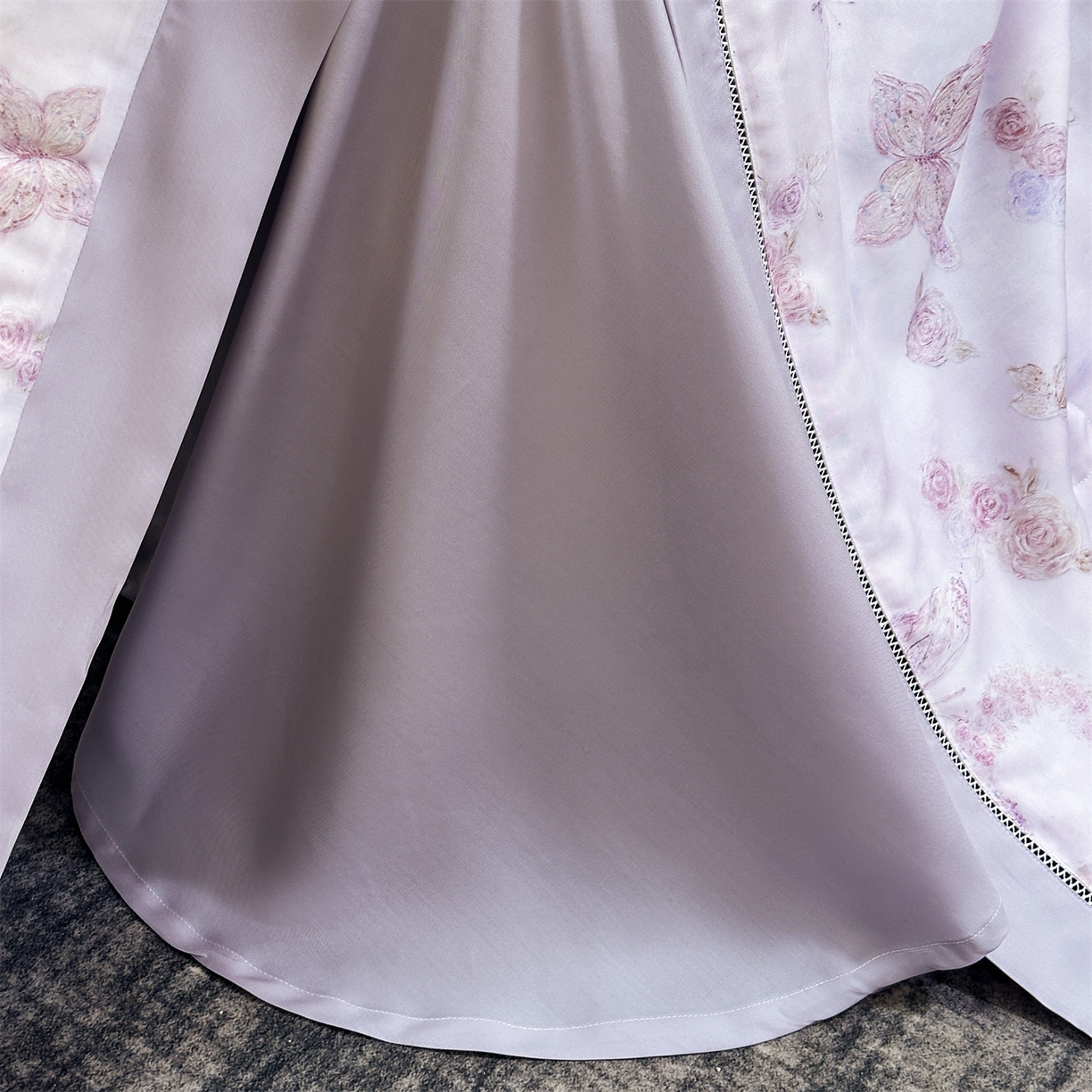 91家纺网 家纺一手货源 找家纺 朵希曼 2026新款50天丝镂空夏被四件套系列（控价：夏被四件套券后不低于299元)(小号控价不低于149 标准单夏被控价169，加大单夏被控价189) 蝶舞