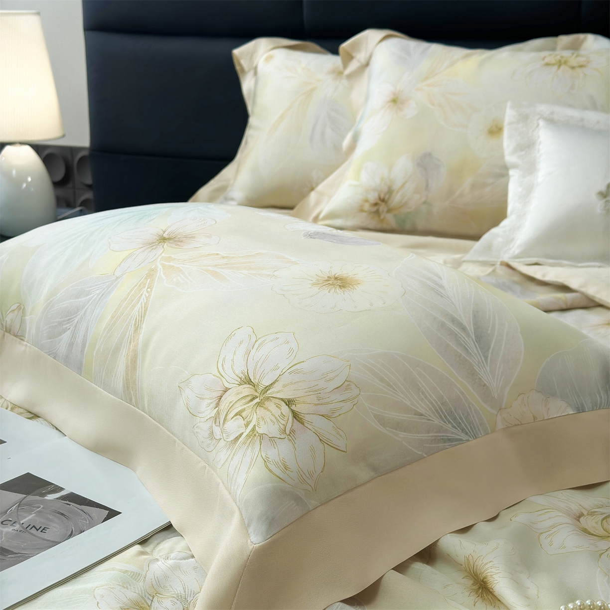 91家纺网 家纺一手货源 找家纺 朵希曼 2026新款50天丝镂空夏被四件套系列（控价：夏被四件套券后不低于299元)(小号控价不低于149 标准单夏被控价169，加大单夏被控价189) 花溪-浅米黄