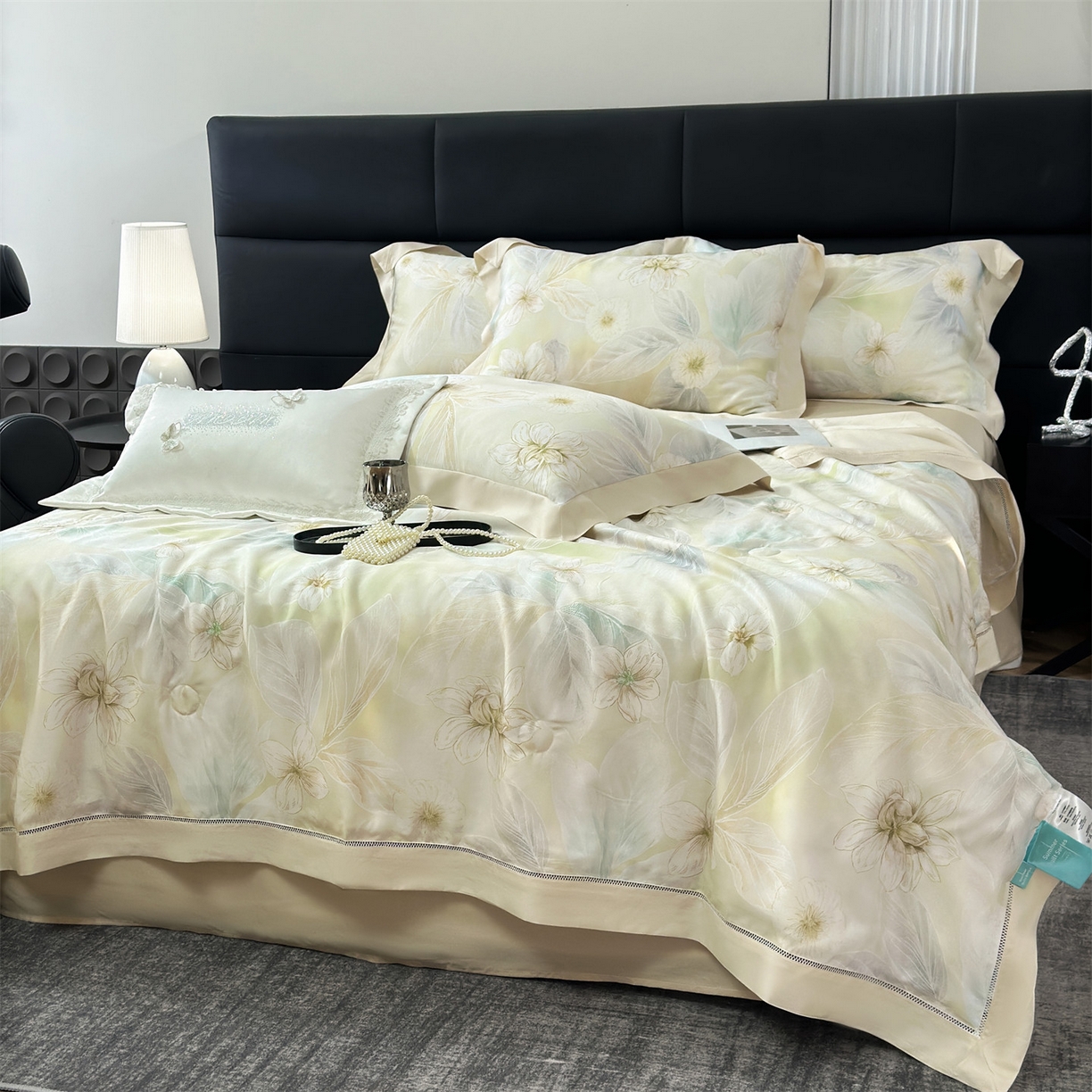 91家纺网 家纺一手货源 找家纺 朵希曼 2026新款50天丝镂空夏被四件套系列（控价：夏被四件套券后不低于299元)(小号控价不低于149 标准单夏被控价169，加大单夏被控价189) 花溪-浅米黄