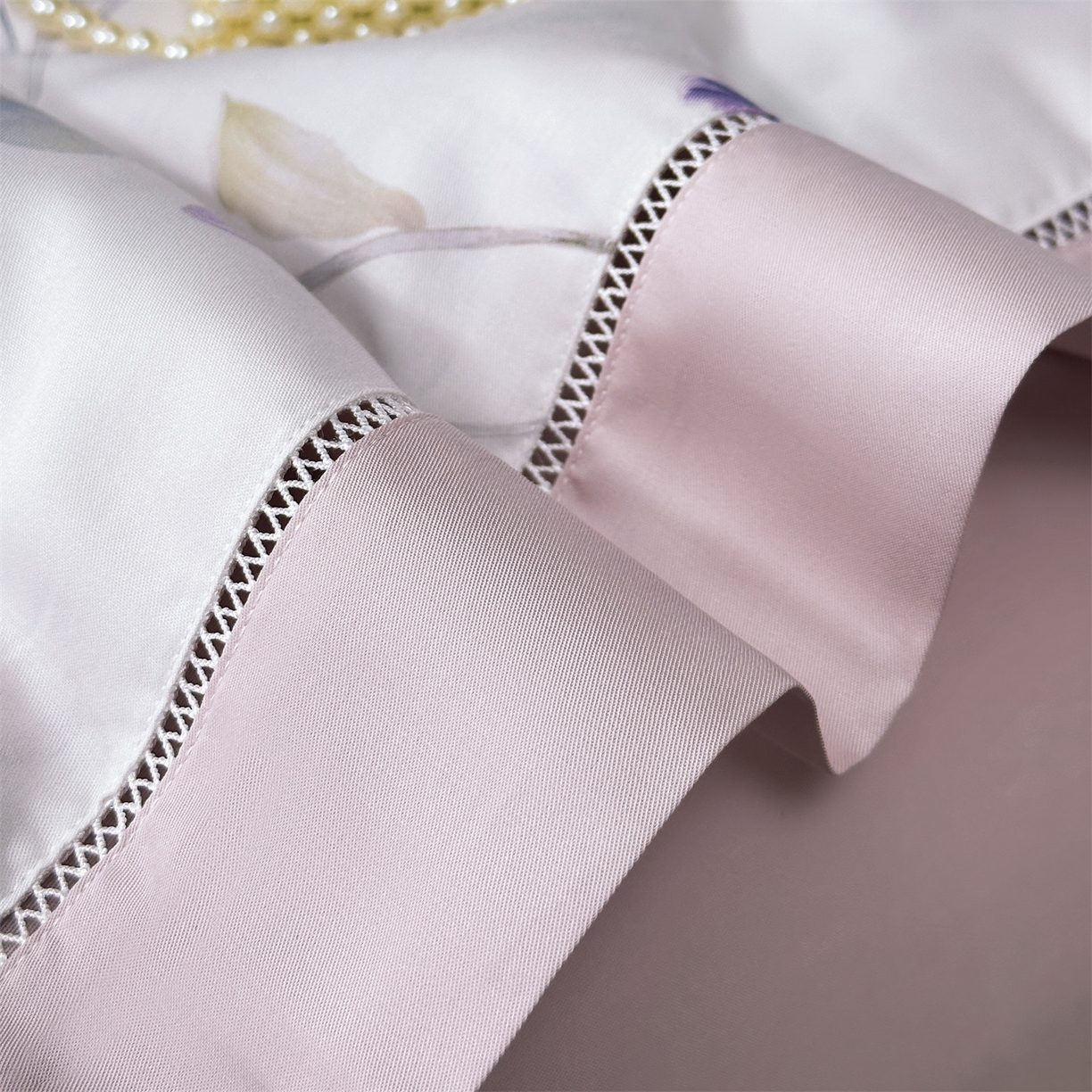 91家纺网 家纺一手货源 找家纺 朵希曼 2026新款50天丝镂空夏被四件套系列（控价：夏被四件套券后不低于299元)(小号控价不低于149 标准单夏被控价169，加大单夏被控价189) 流光花语