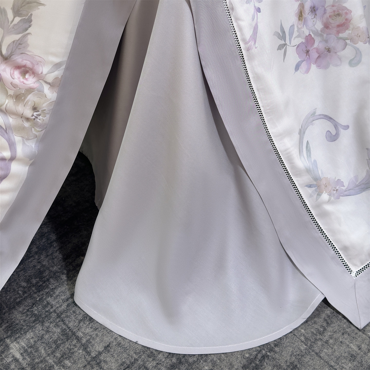 91家纺网 家纺一手货源 找家纺 朵希曼 2026新款50天丝镂空夏被四件套系列（控价：夏被四件套券后不低于299元)(小号控价不低于149 标准单夏被控价169，加大单夏被控价189) 美洛拉-粉紫