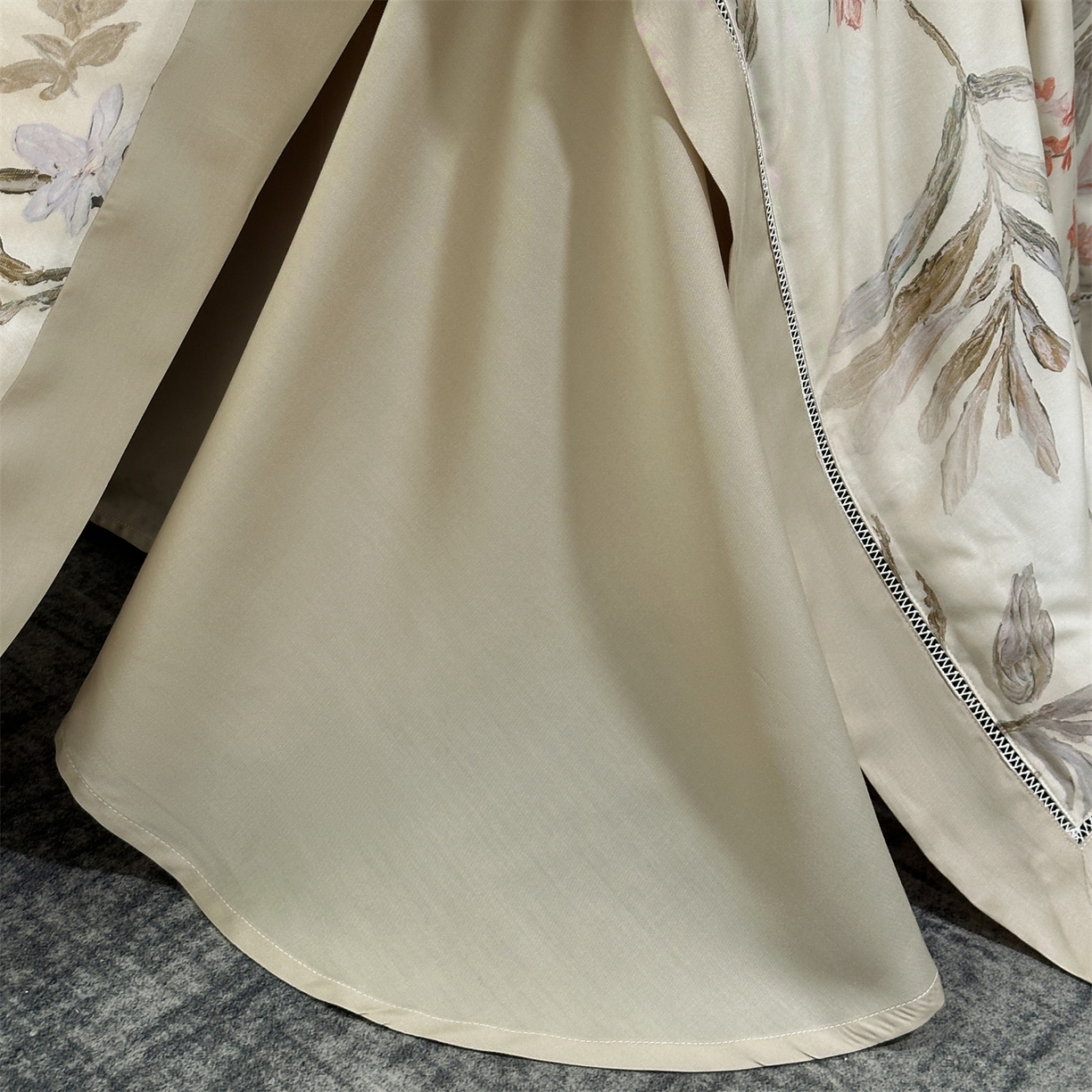 91家纺网 家纺一手货源 找家纺 朵希曼 2026新款50天丝镂空夏被四件套系列（控价：夏被四件套券后不低于299元)(小号控价不低于149 标准单夏被控价169，加大单夏被控价189) 俏枝