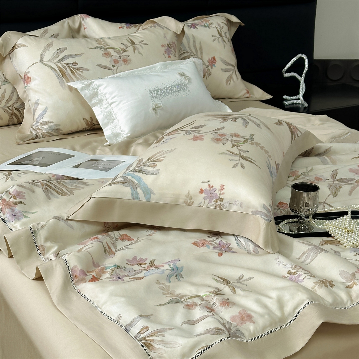 91家纺网 家纺一手货源 找家纺 朵希曼 2026新款50天丝镂空夏被四件套系列（控价：夏被四件套券后不低于299元)(小号控价不低于149 标准单夏被控价169，加大单夏被控价189) 俏枝