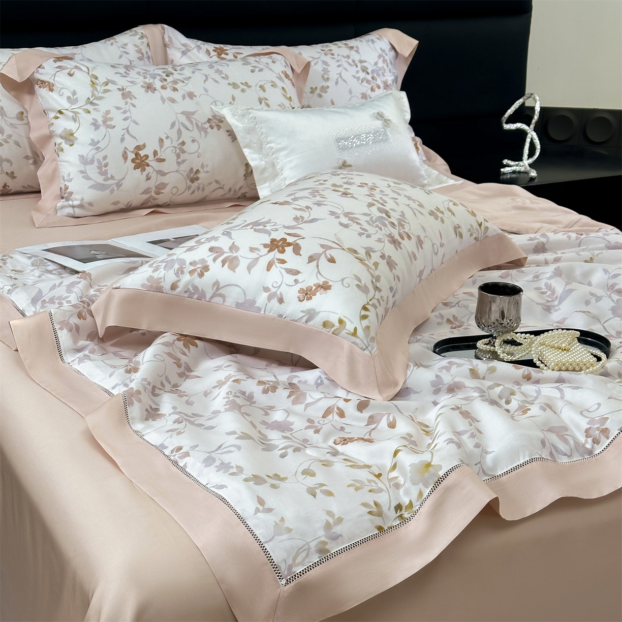 91家纺网 家纺一手货源 找家纺 朵希曼 2026新款50天丝镂空夏被四件套系列（控价：夏被四件套券后不低于299元)(标准单夏被控价169，加大单夏被控价189) 映叶