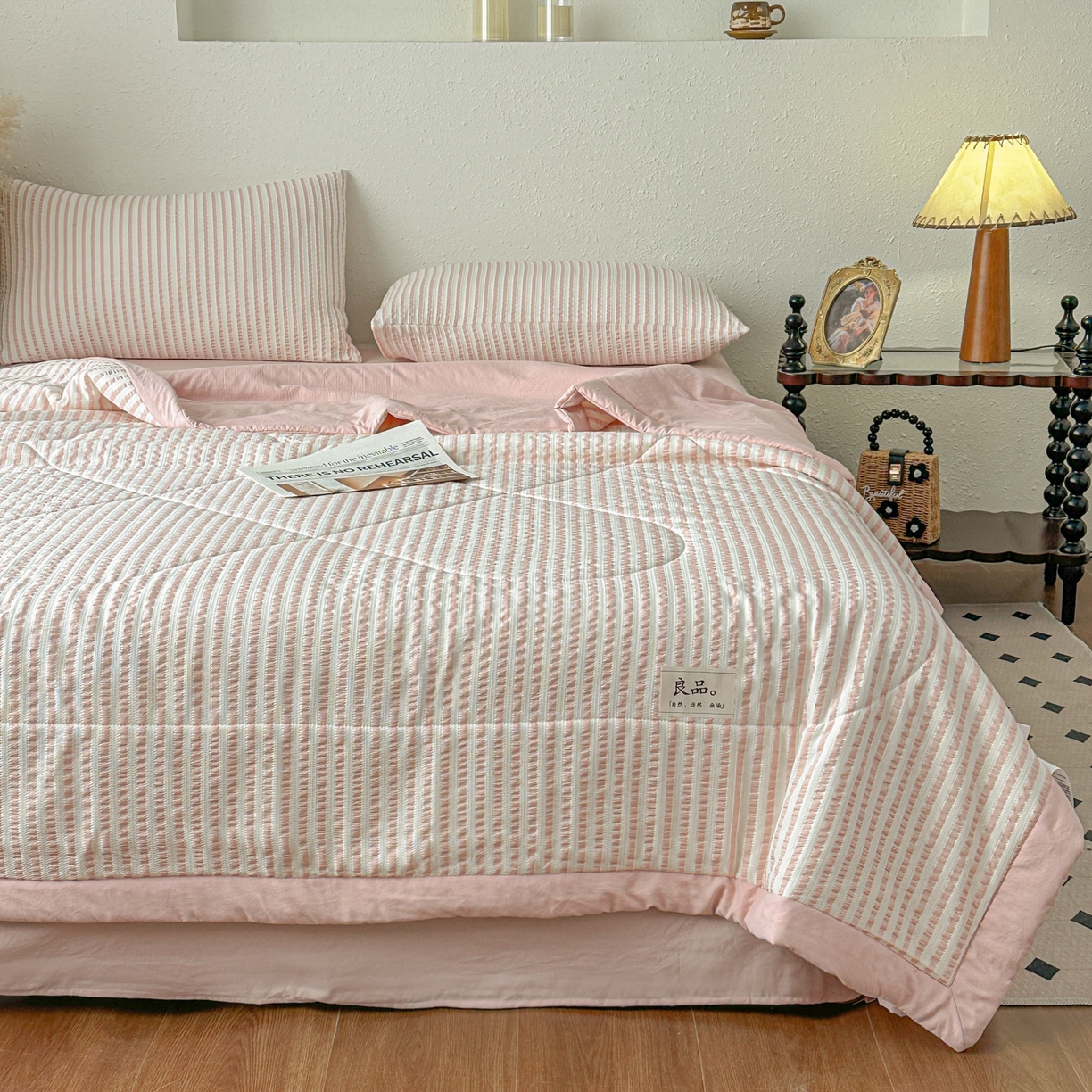 91家纺网 家纺一手货源 找家纺 尊妙被业 2026新款彩条色织100%新疆棉棉花被夏被夏凉被空调被被子被芯 良品色织 彩条粉