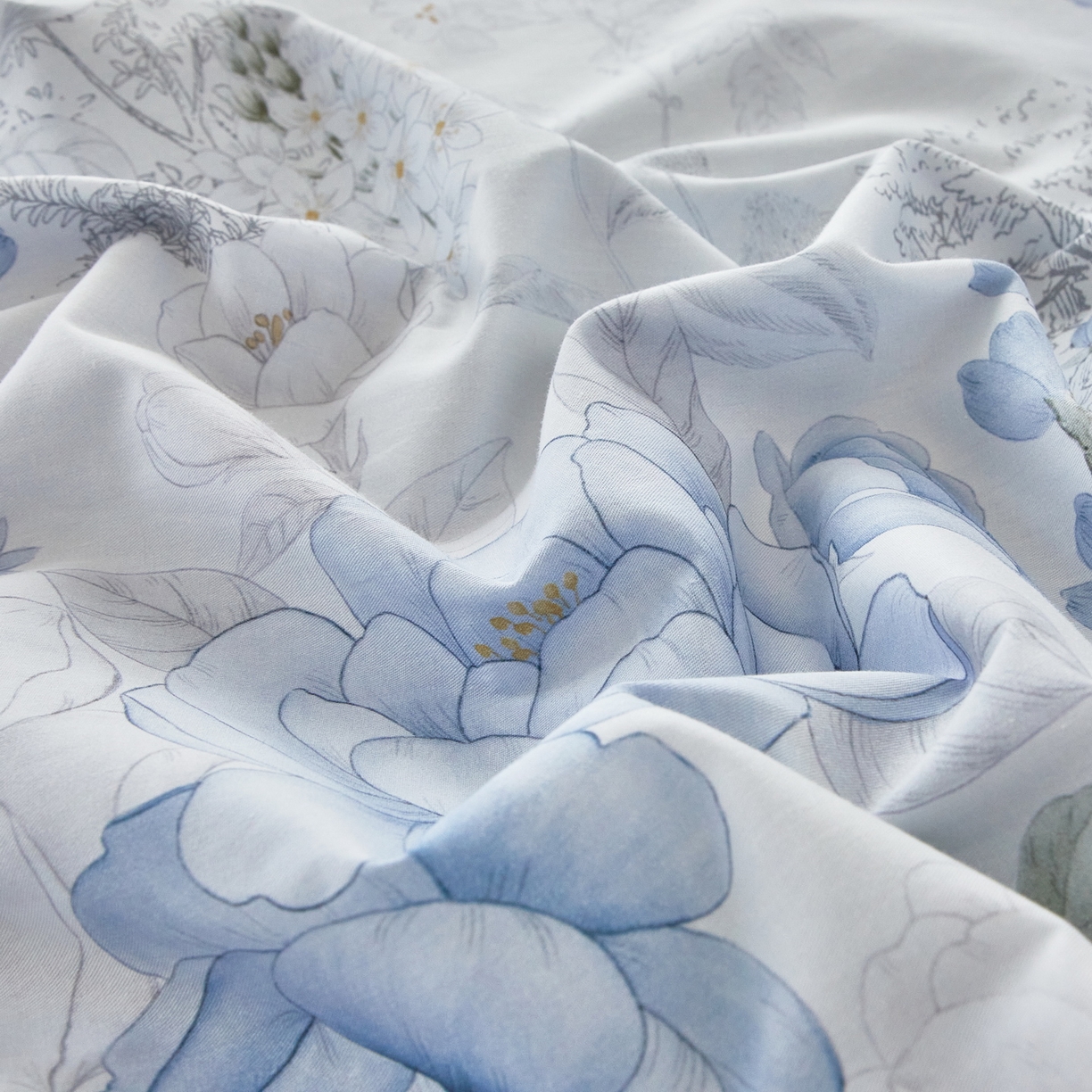 91家纺网 家纺一手货源 找家纺 启航家居 2026新款全棉铂金棉数码印花四件套 如沁芬芳兰