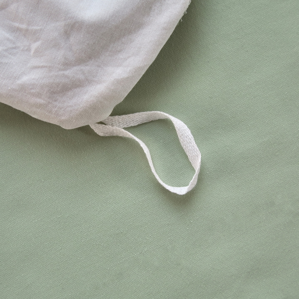 91家纺网 家纺一手货源 找家纺 启航家居 2026新款全棉铂金棉数码印花四件套 润花琴丝绿