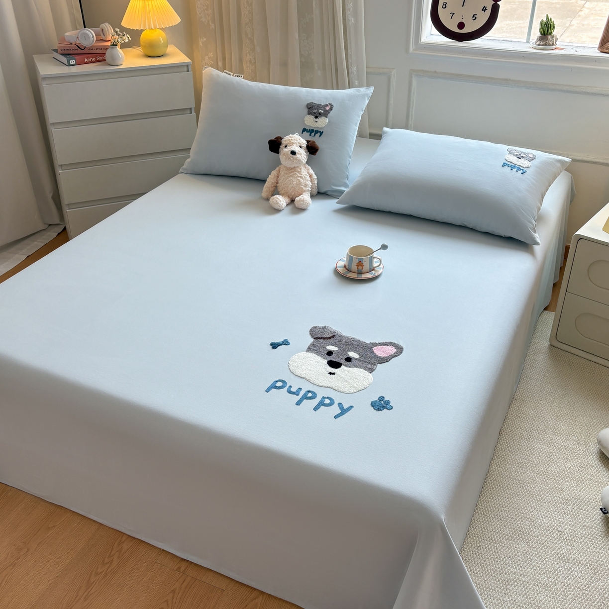 91家纺网 家纺一手货源 找家纺 居眠 2026新款全棉磨毛毛巾绣床单 海盐蓝-狗狗-床单