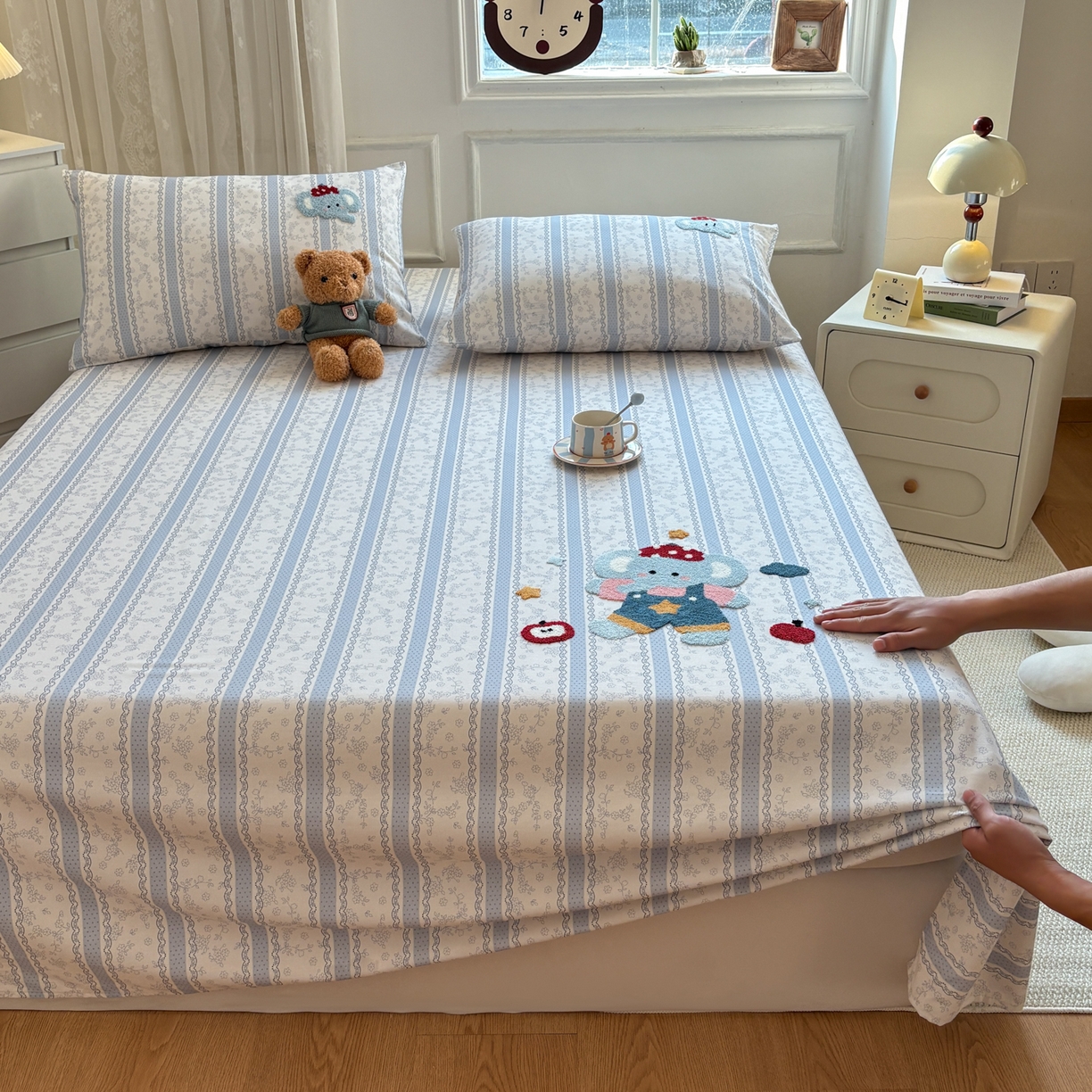 91家纺网 家纺一手货源 找家纺 居眠 2026新款全棉磨毛毛巾绣床单 海棠花小象-床单