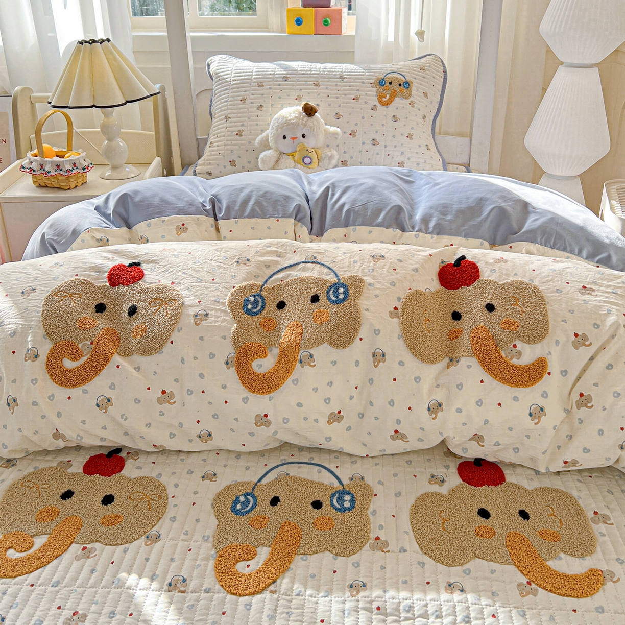 91家纺网 家纺一手货源 找家纺 富米莱（原臻工厂） 2026新款仿棉小清新夹棉毛巾绣四季通用学生薄款床垫床褥三件套一跑量款 可爱小象