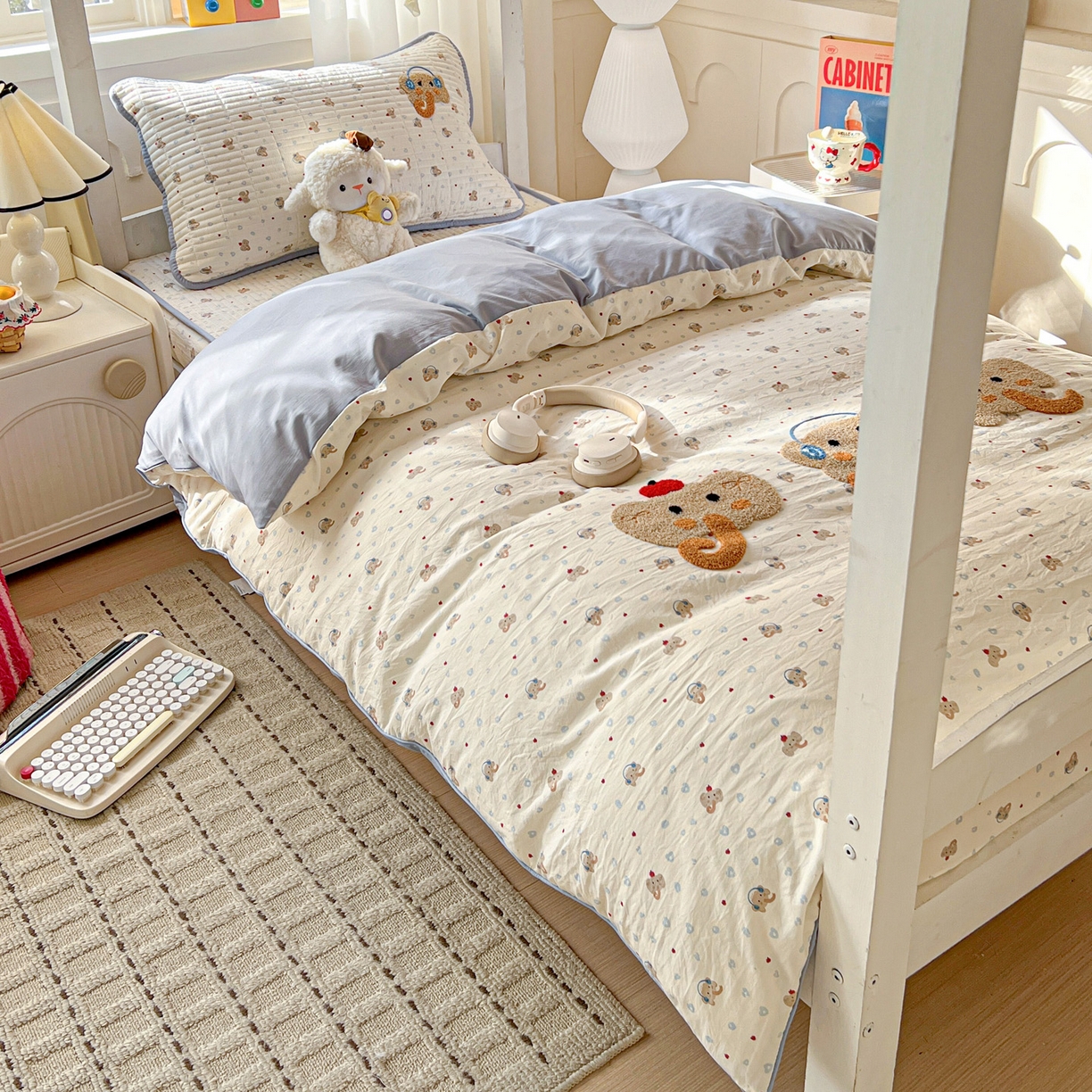 91家纺网 家纺一手货源 找家纺 富米莱（原臻工厂） 2026新款仿棉小清新夹棉毛巾绣四季通用学生薄款床垫床褥三件套一跑量款 可爱小象