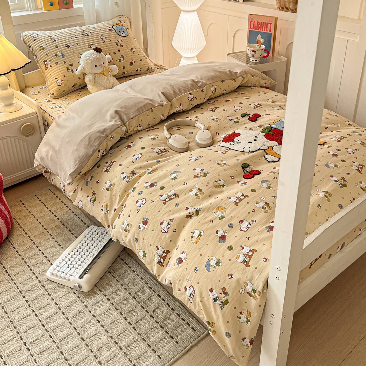 91家纺网 家纺一手货源 找家纺 富米莱（原臻工厂） 2026新款仿棉小清新夹棉毛巾绣四季通用学生薄款床垫床褥三件套一跑量款 梦幻乐园