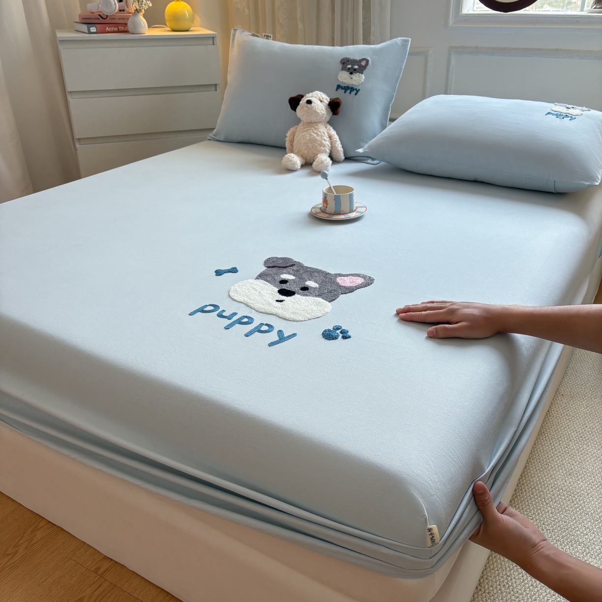 91家纺网 家纺一手货源 找家纺 居眠 2026新款全棉磨毛毛巾绣床笠 海盐蓝-狗狗-床笠