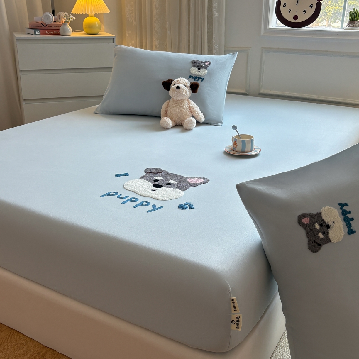 91家纺网 家纺一手货源 找家纺 居眠 2026新款全棉磨毛毛巾绣床笠 海盐蓝-狗狗-床笠