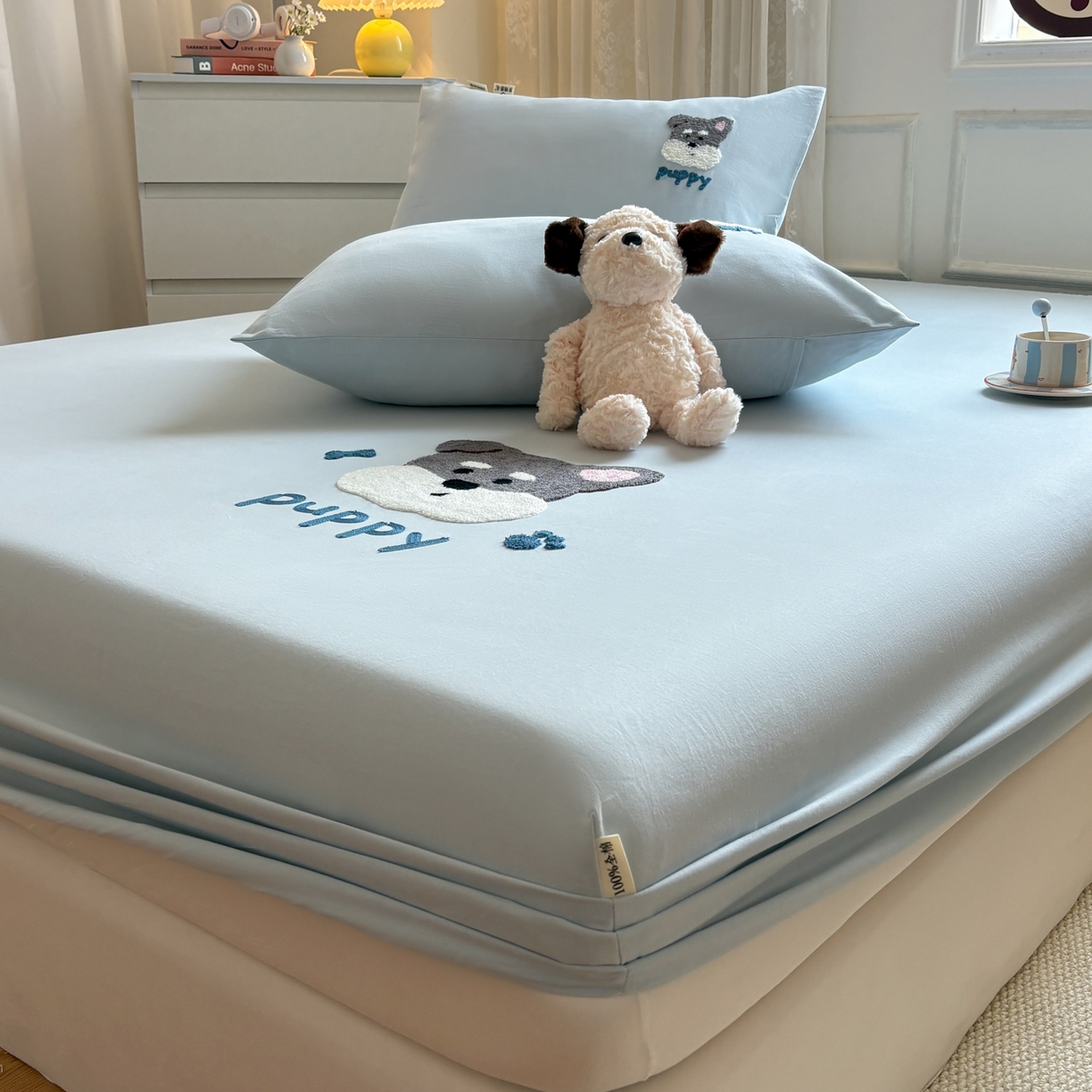 91家纺网 家纺一手货源 找家纺 居眠 2026新款全棉磨毛毛巾绣床笠 海盐蓝-狗狗-床笠